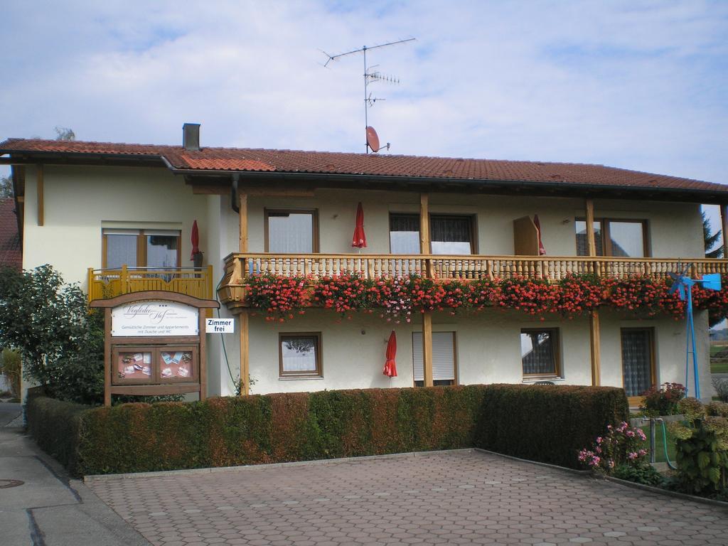 Vogloeder Hof Hotel Bad Fussing Exterior photo