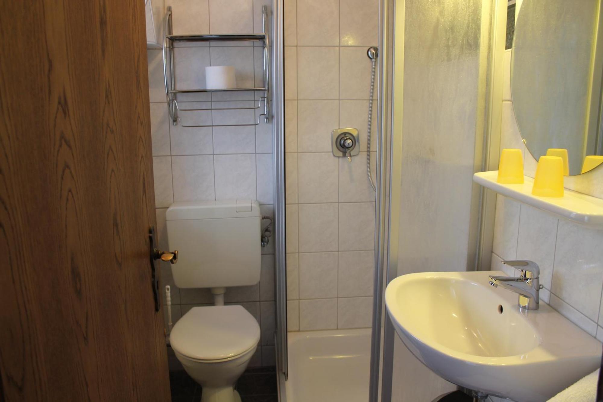 Vogloeder Hof Hotel Bad Fussing Room photo